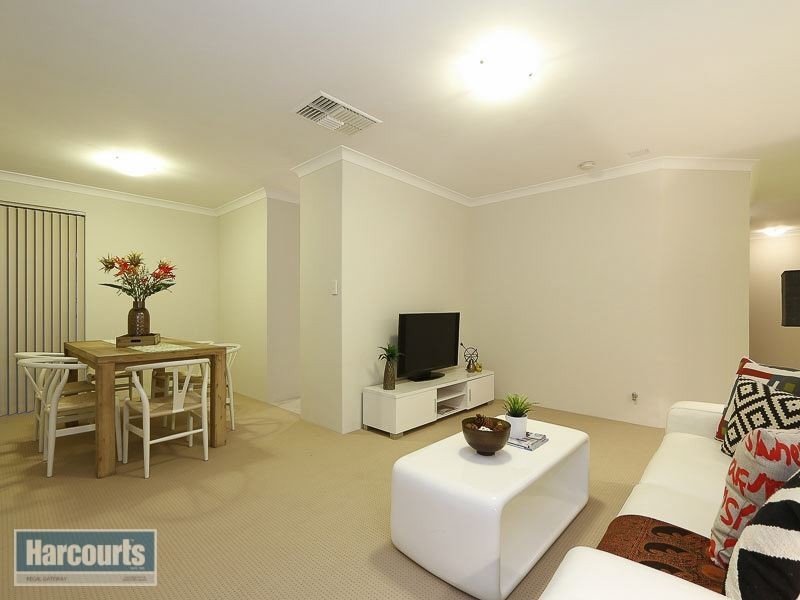 28 Barcombe Way, Leeming WA 6149