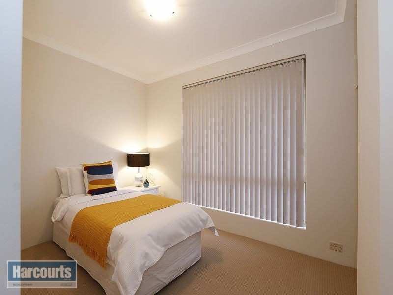 28 Barcombe Way, Leeming WA 6149