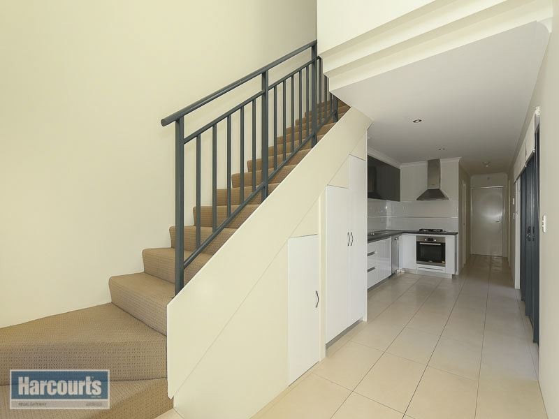 2/23 Colorado Parade, Aubin Grove WA 6164