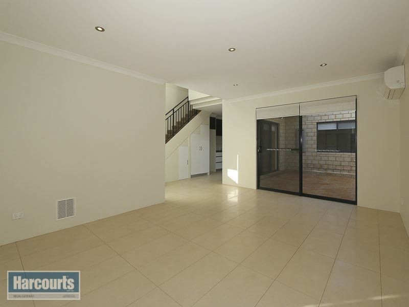 2/23 Colorado Parade, Aubin Grove WA 6164