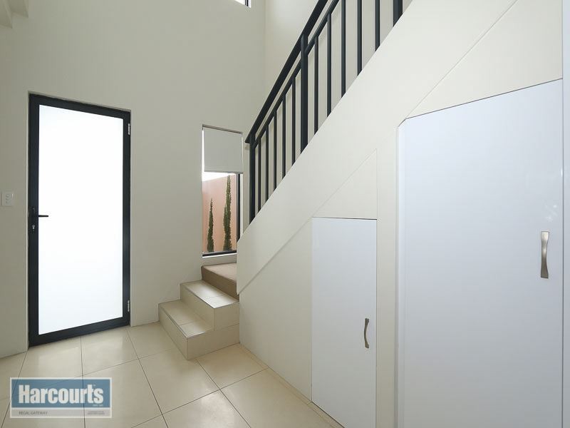 2/23 Colorado Parade, Aubin Grove WA 6164