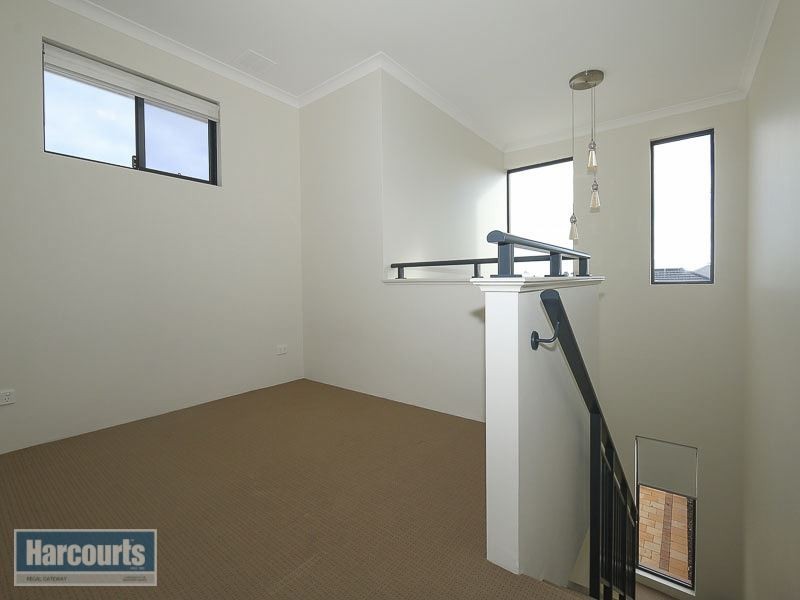 2/23 Colorado Parade, Aubin Grove WA 6164