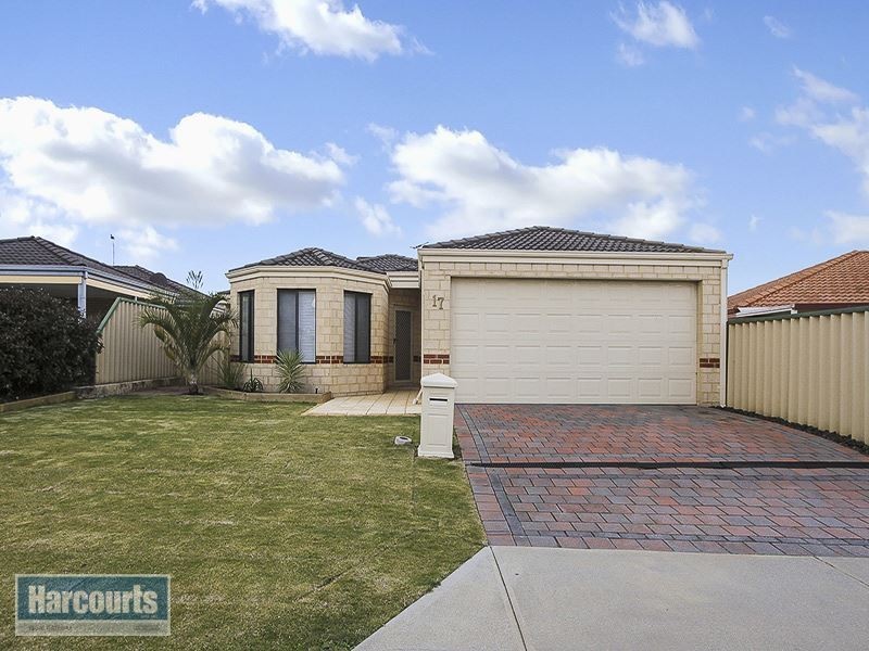 17 Warrior Pass, Bertram WA 6167