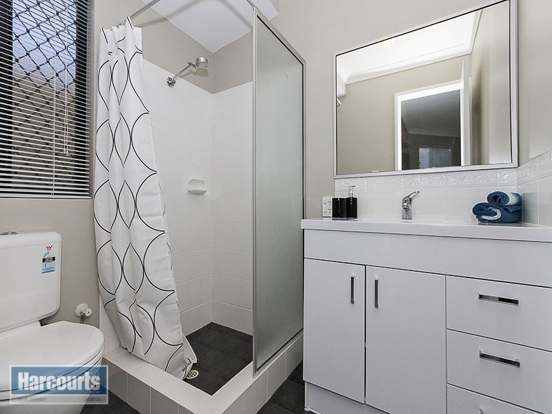 17 Warrior Pass, Bertram WA 6167