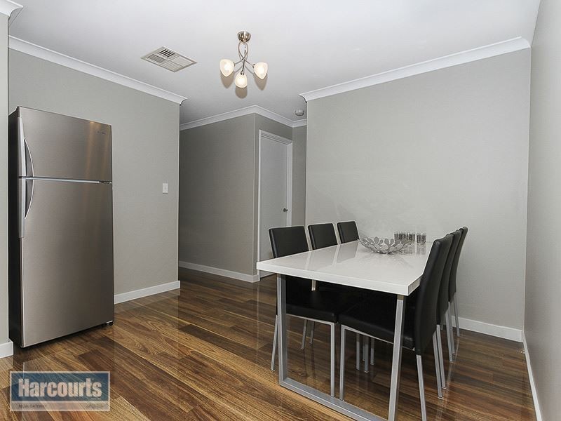 17 Warrior Pass, Bertram WA 6167