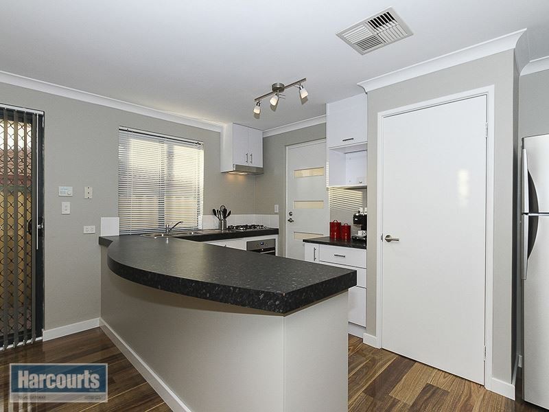 17 Warrior Pass, Bertram WA 6167