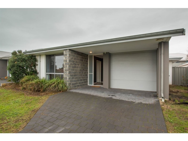 26 Leontes Way, Coolbellup WA 6163