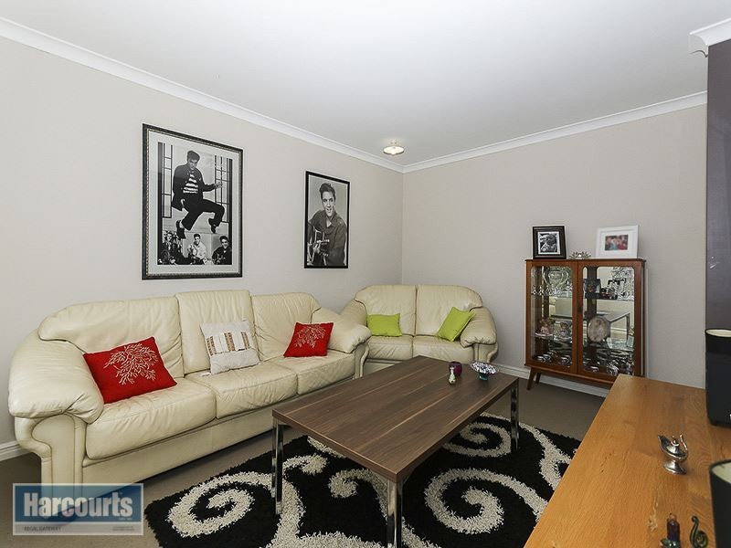 15 Essence Bend, Atwell WA 6164