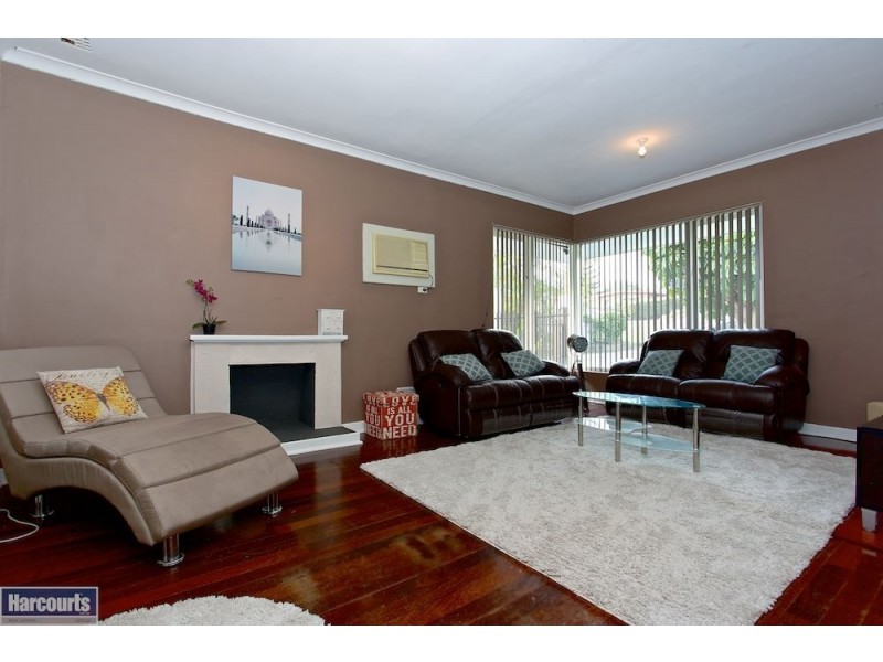 25 Coolbellup Avenue, Coolbellup WA 6163