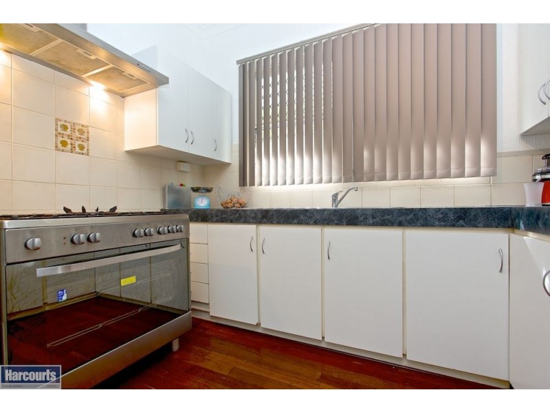 25 Coolbellup Avenue, Coolbellup WA 6163