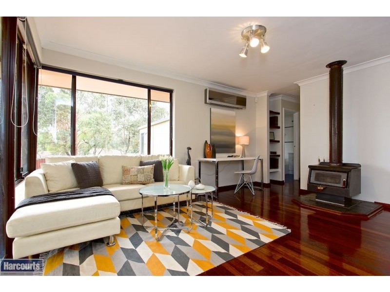 3 Conigrave Road, Yangebup WA 6164