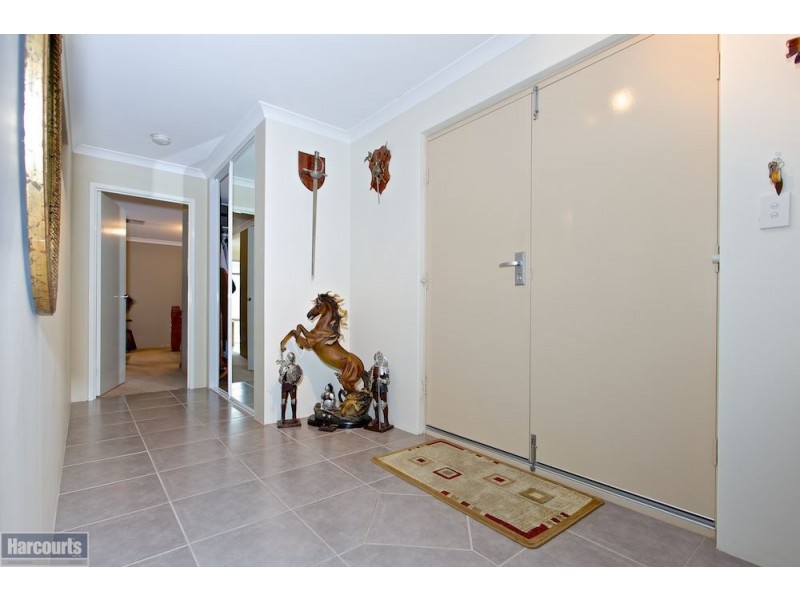 6 Millstream Drive, Southern River WA 6110