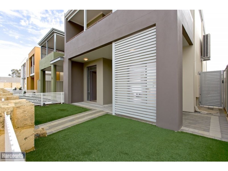 20 Affable Way, Atwell WA 6164