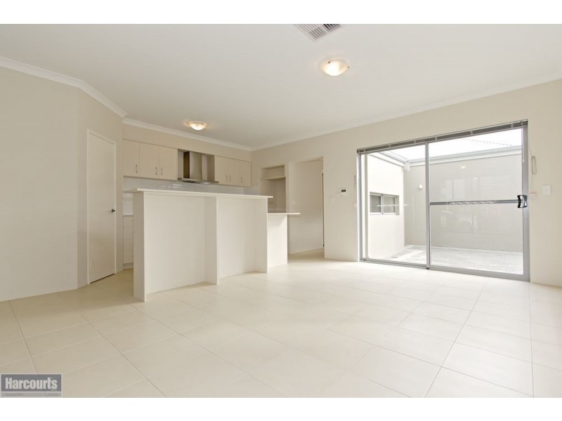 20 Affable Way, Atwell WA 6164