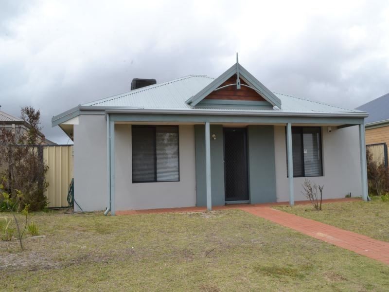 8 Vermillion Way, Success WA 6164