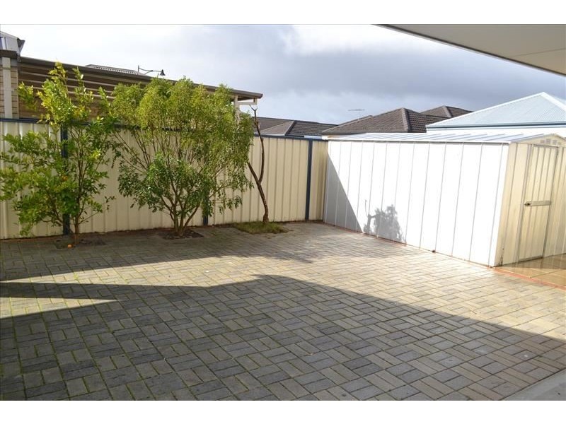 8 Vermillion Way, Success WA 6164