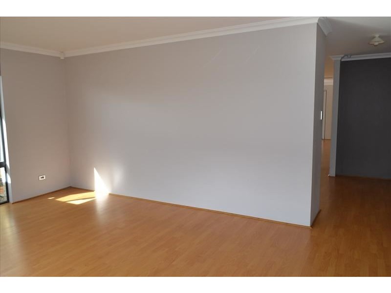 8 Vermillion Way, Success WA 6164