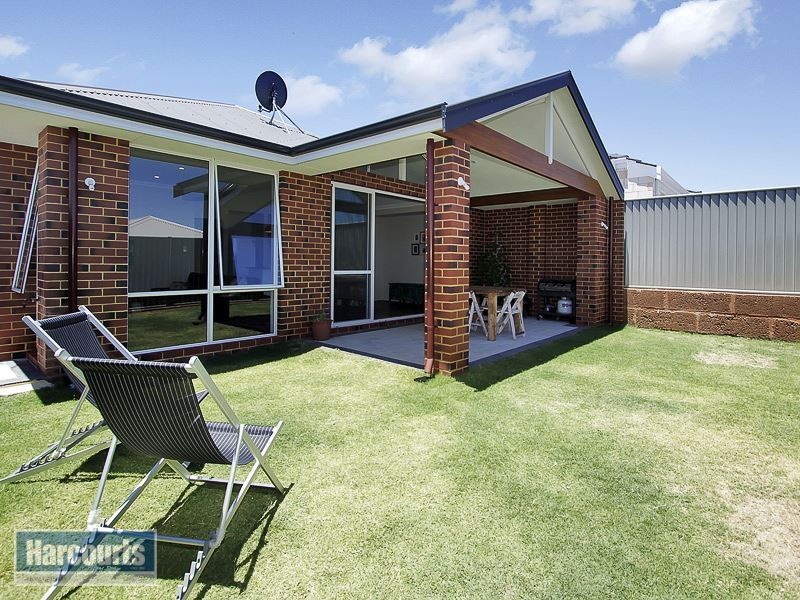 8 Apostles Corner, Wandi WA 6167