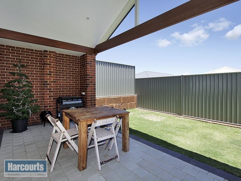 8 Apostles Corner, Wandi WA 6167