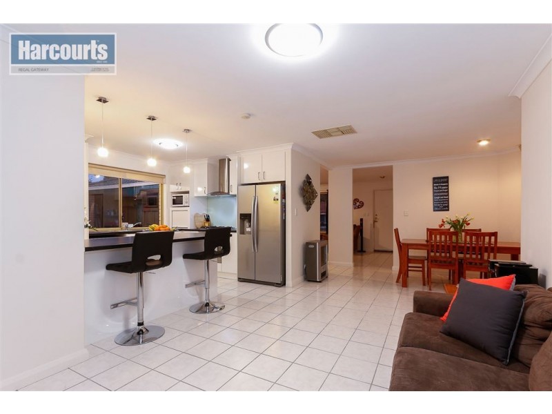 5 Falke Court, Atwell WA 6164