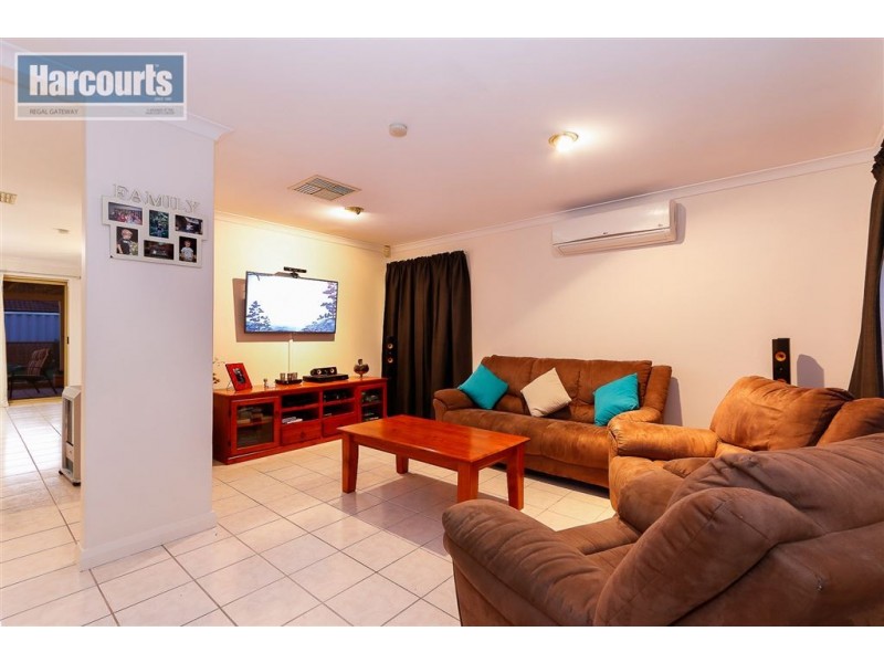 5 Falke Court, Atwell WA 6164