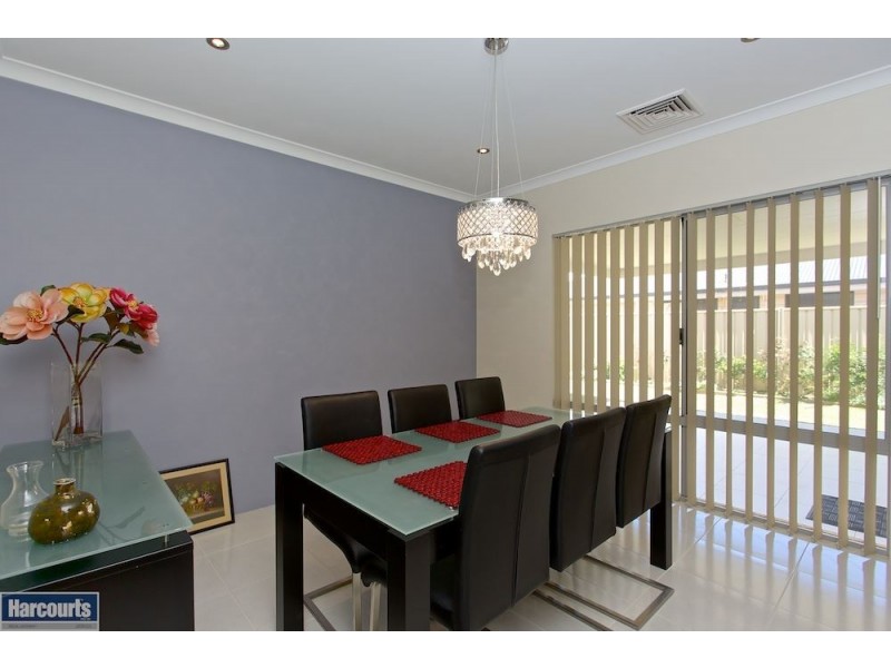 63 Bellingham Road, Hammond Park WA 6164