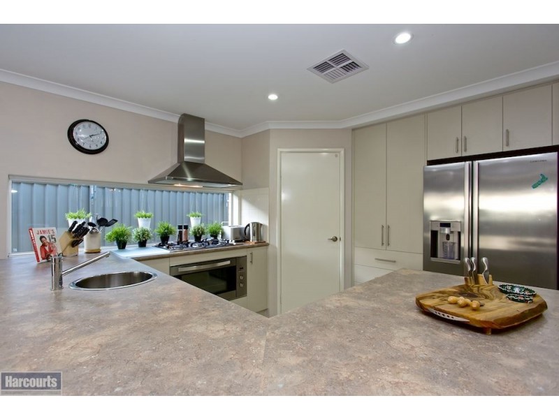 40 Drysdale Gardens, Wandi WA 6167