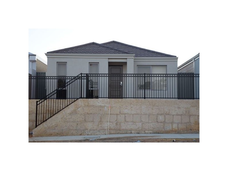 2 Walden Street, Wellard WA 6170