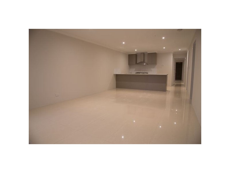 2 Walden Street, Wellard WA 6170