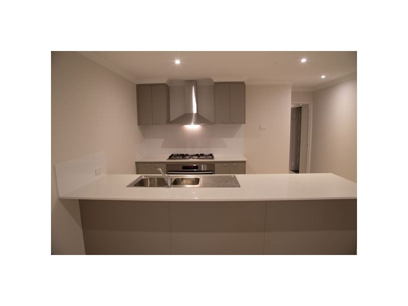 2 Walden Street, Wellard WA 6170