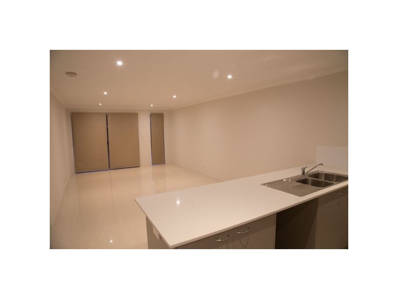 2 Walden Street, Wellard WA 6170