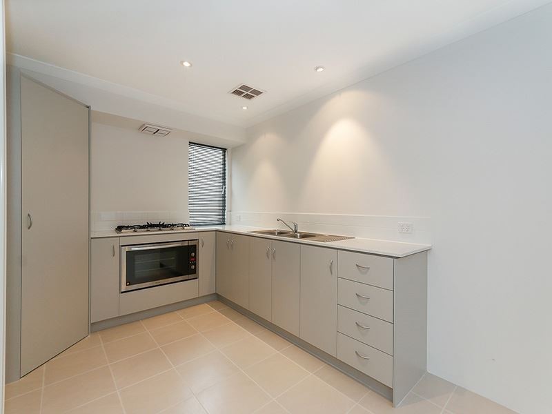 36 Goldfields Loop, Wandi WA 6167