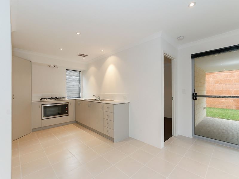36 Goldfields Loop, Wandi WA 6167