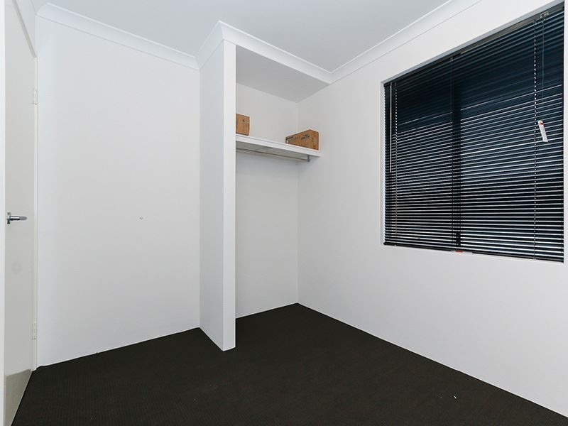 36 Goldfields Loop, Wandi WA 6167