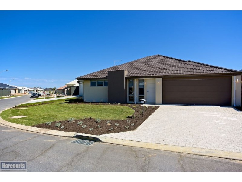 36B Berkshire Approach, Piara Waters WA 6112