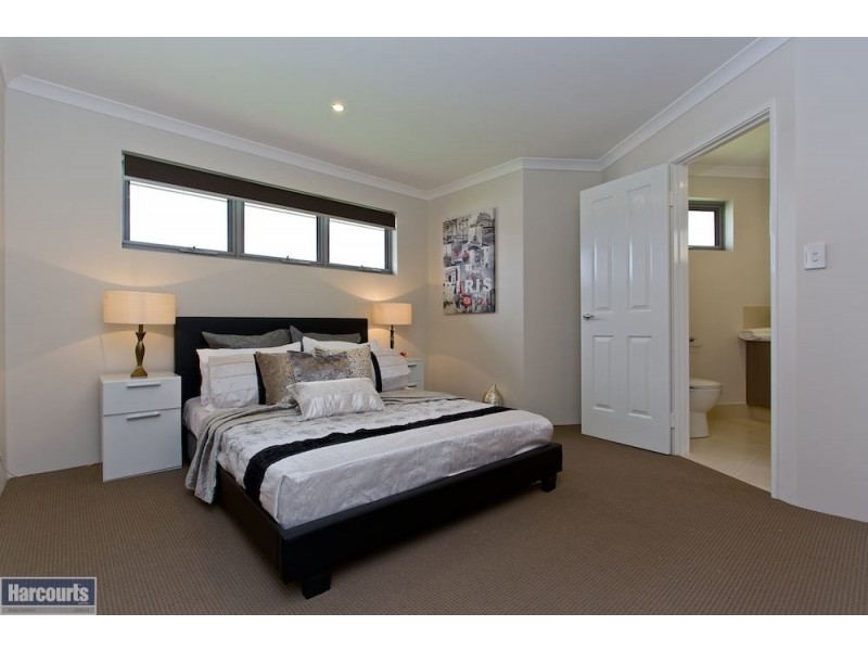 36B Berkshire Approach, Piara Waters WA 6112