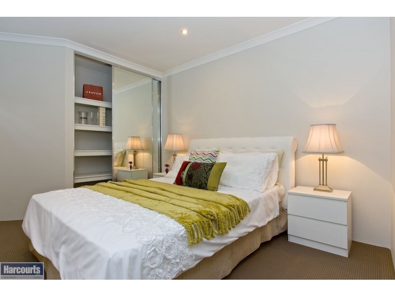 36B Berkshire Approach, Piara Waters WA 6112