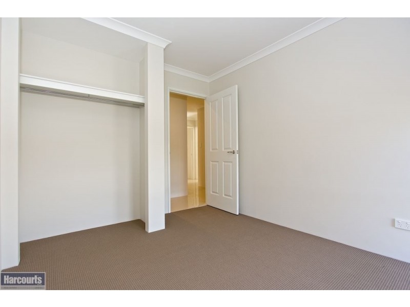 36B Berkshire Approach, Piara Waters WA 6112