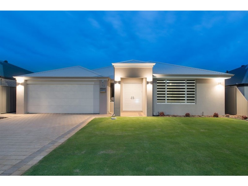 33 Litchfield Circle, Wandi WA 6167