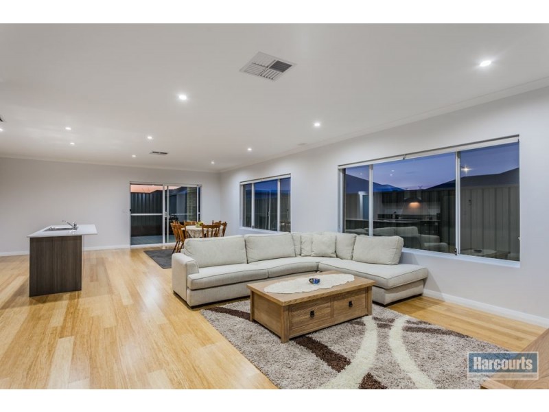 165 Honeywood Avenue, Wandi WA 6167