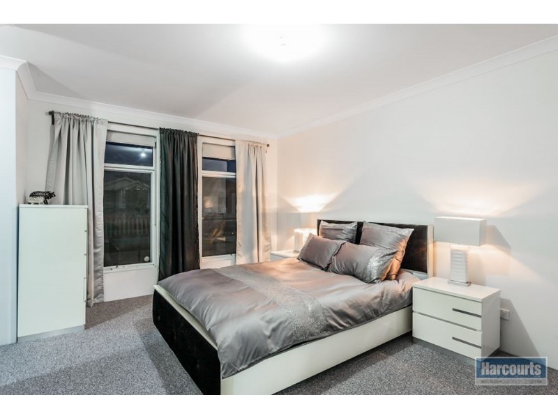 165 Honeywood Avenue, Wandi WA 6167