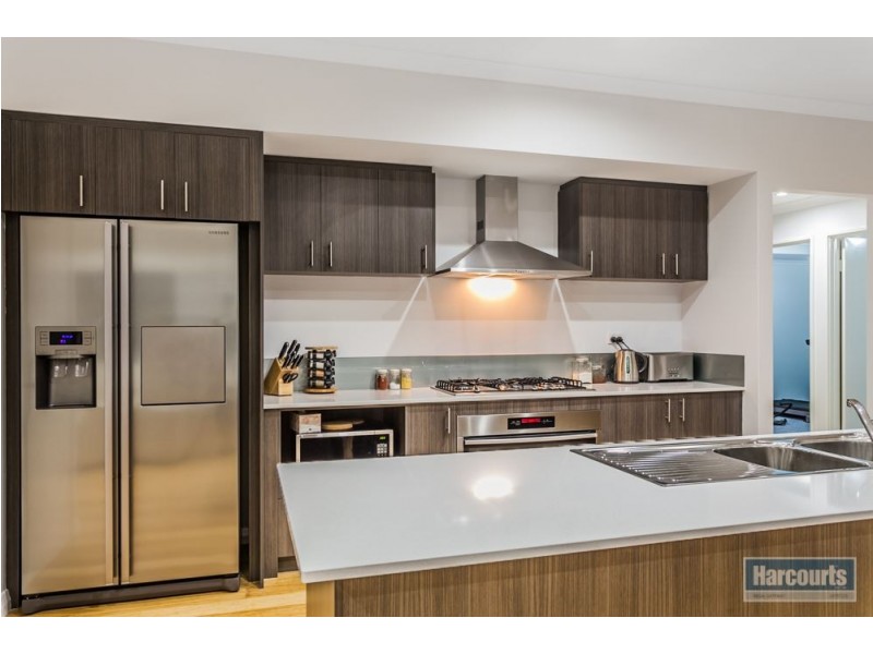 165 Honeywood Avenue, Wandi WA 6167