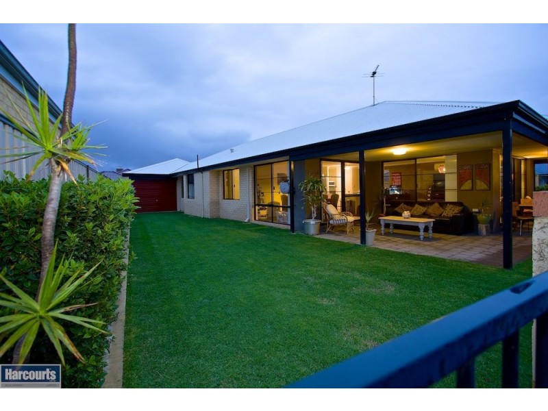 22 Serotina Lane, Aubin Grove WA 6164