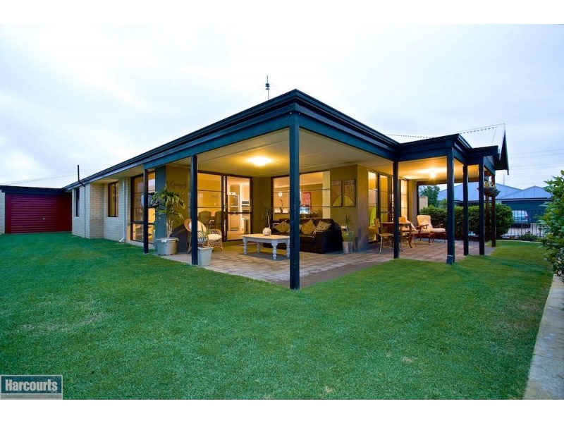 22 Serotina Lane, Aubin Grove WA 6164