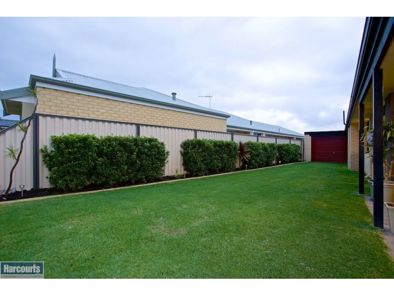 22 Serotina Lane, Aubin Grove WA 6164