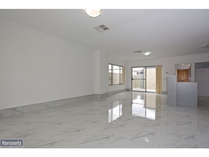 13 Affable way, Atwell WA 6164