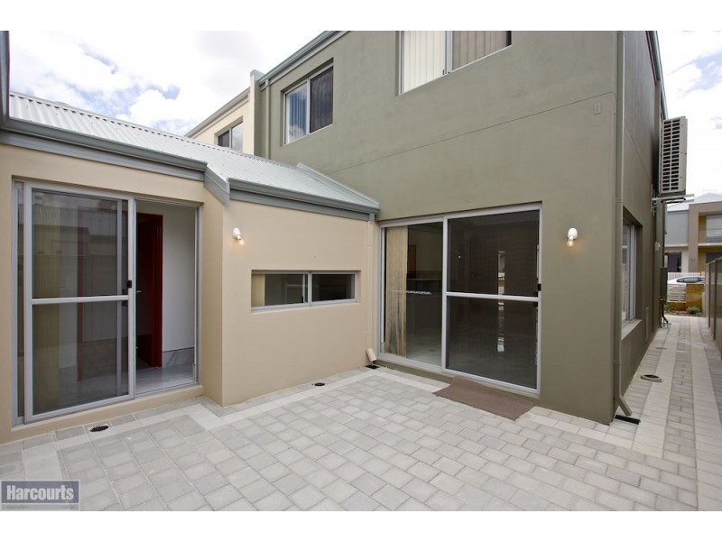 13 Affable way, Atwell WA 6164