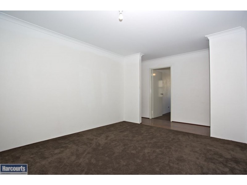 4 Luna Link, Wandi WA 6167