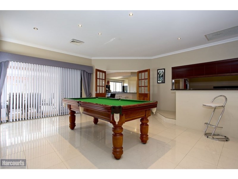 19 Chivalry Way, Atwell WA 6164