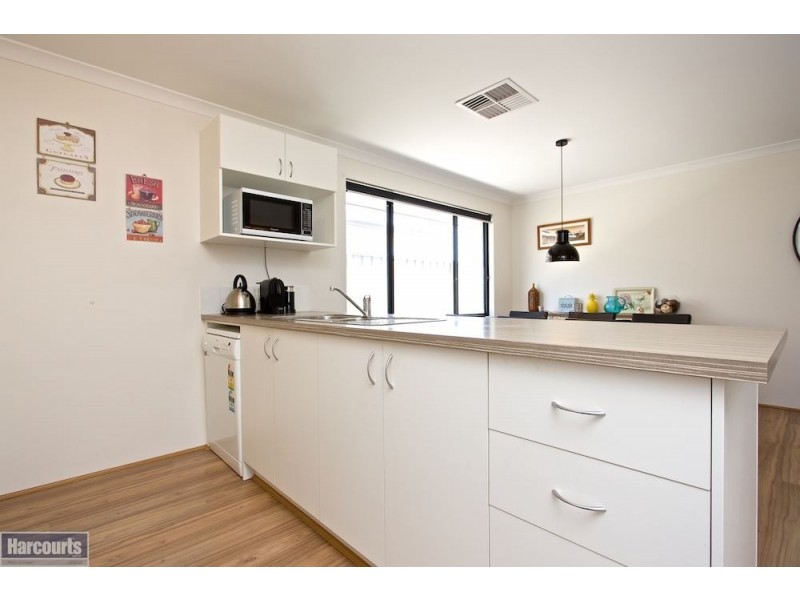 2/55 Bologna Gardens, Aubin Grove WA 6164